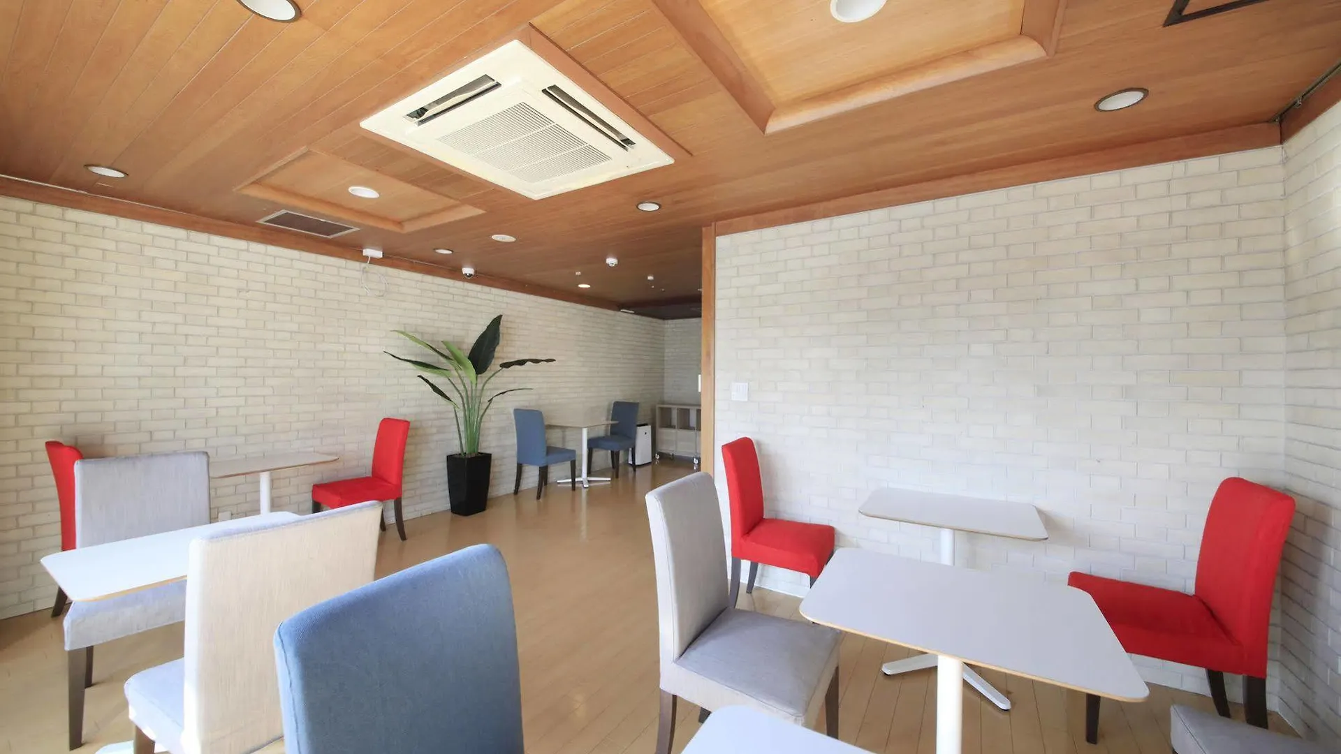 מלון קפסולה טוקיו Centurion Ladies Hostel Ueno Park