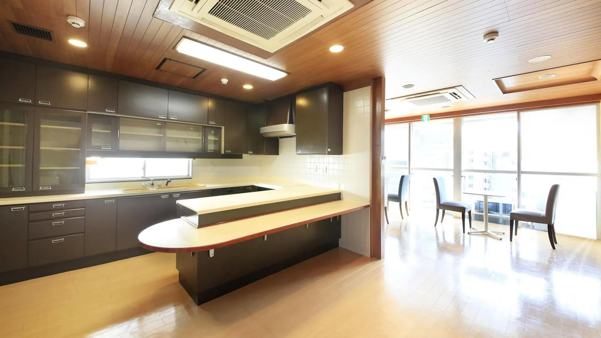 מלון קפסולה טוקיו Centurion Ladies Hostel Ueno Park